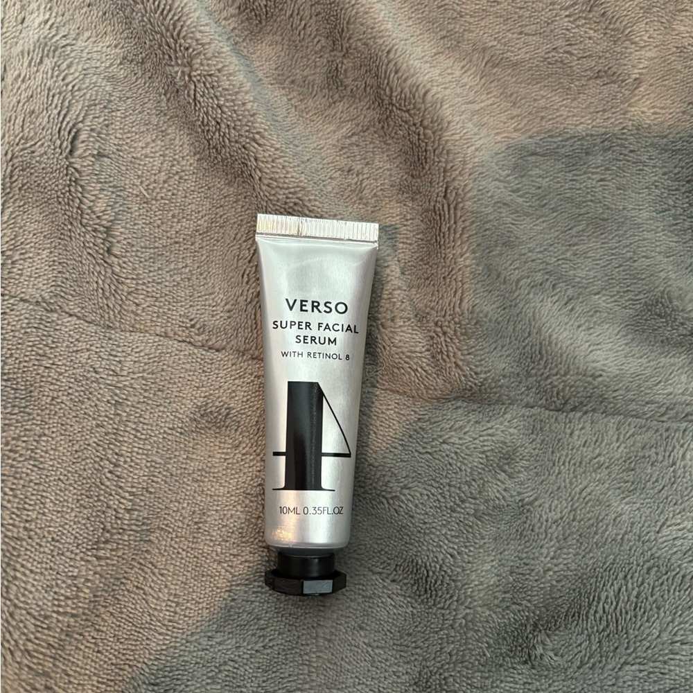 Silver Super Facial Serum with Retinol 8